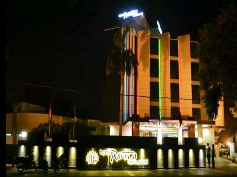 Hotel Ravisha Continental Prayagraj Exterior photo